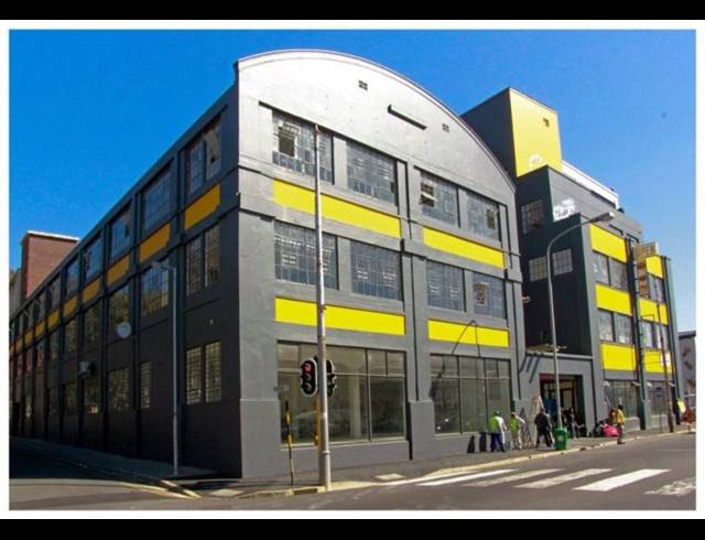 544M² OFFICE TO LET IN WOODSTOCK
